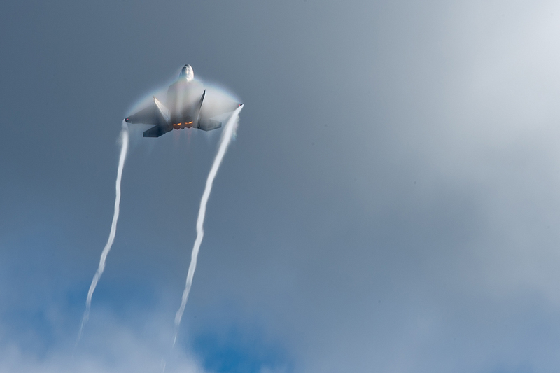 Illustration for article titled Everyone Who Wanted More F-22s Is Being Proven Right